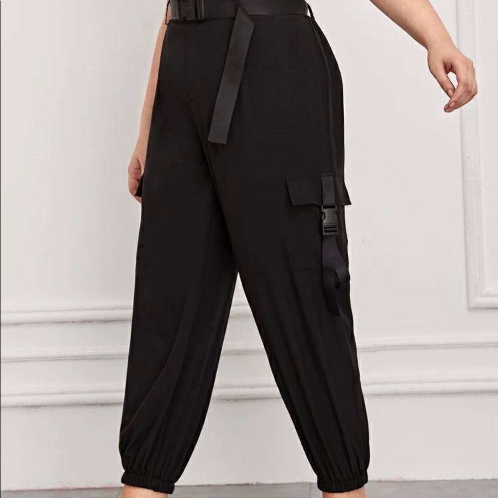 Black Belted Cargo Pants  *FREE GIFT W/ PURCHASE*